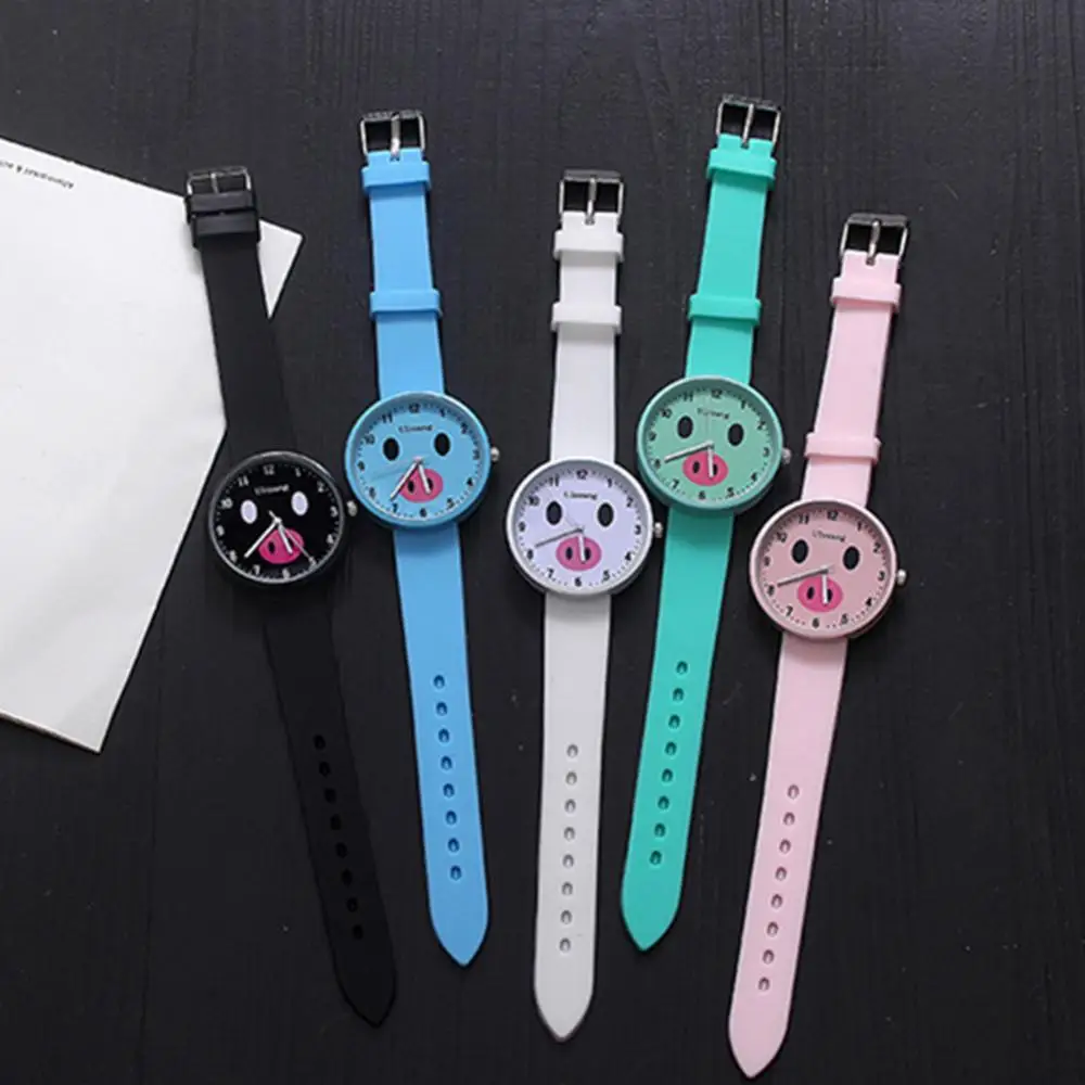 

50%HOT Cute Women Fish Pig Round Dial Silicone Band ArabicS1 Numbers Analog Quartz Watch