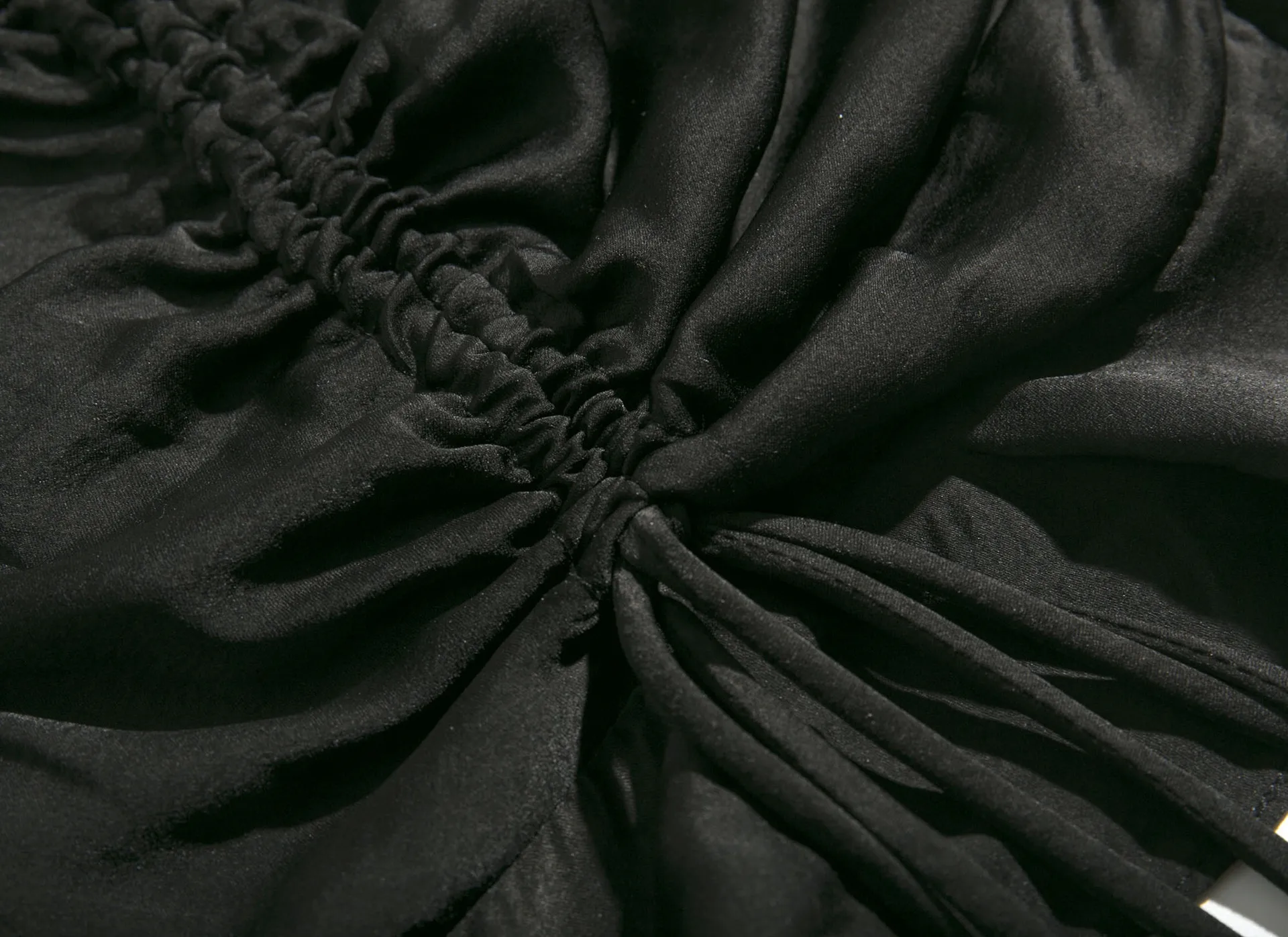 

Nitsche Tied A Small Black Dress Miniskirt with Sexy Pleated Dress