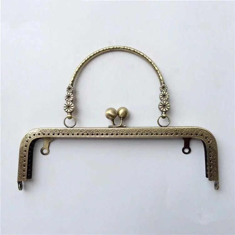 Прямая рамка для кошелька с накатанными краями 20 см Женская металлическая