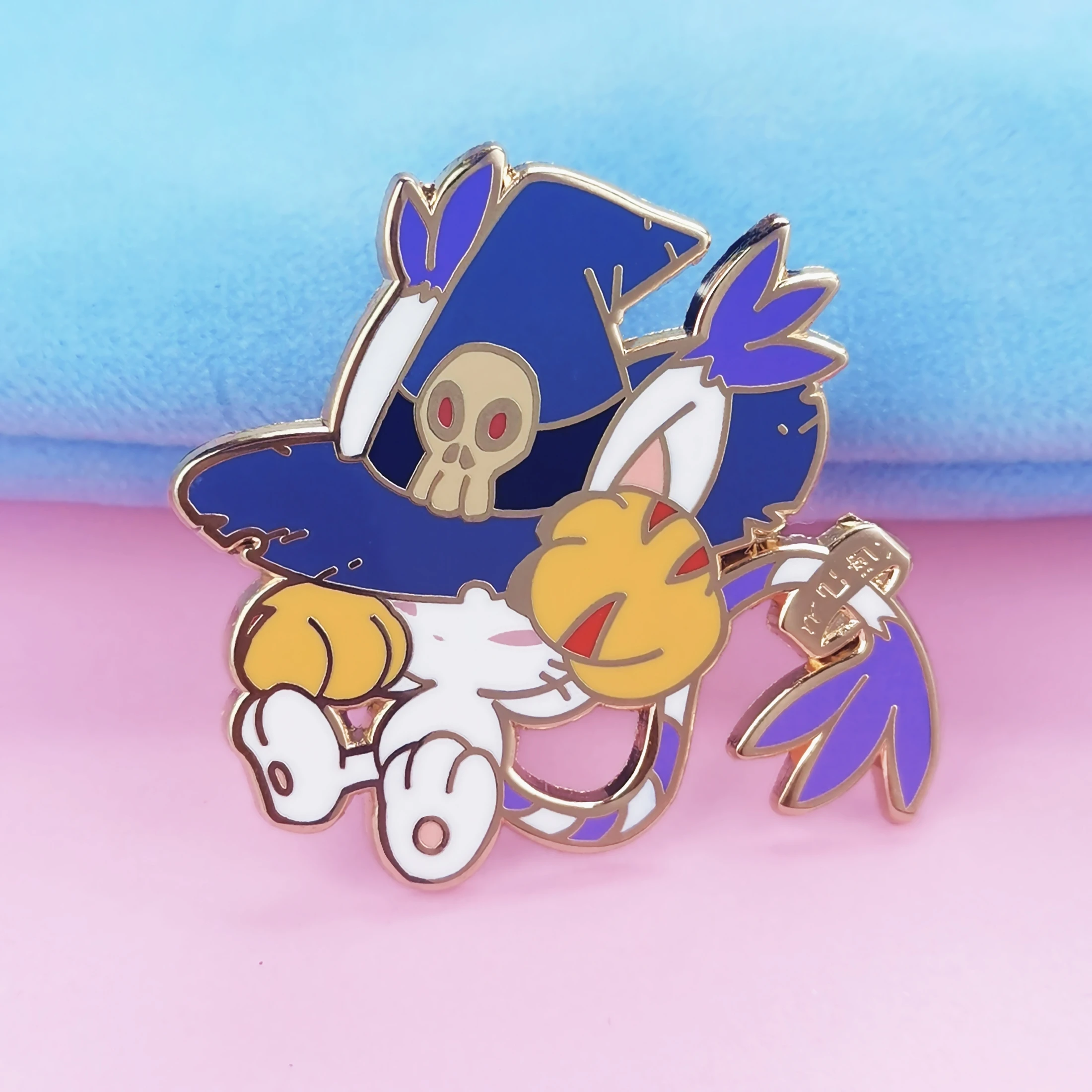 

Cute Tailmon Cat Hard Enamel Pins Kawaii Cartoon Goblin Elf Medal Brooch Accessories Anime Video Game Fan Collect Badge Jewelry