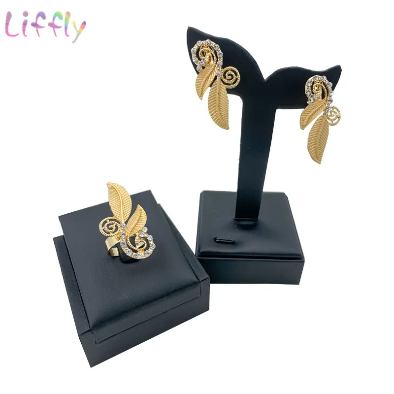 Модный комплект ювелирных изделий в африканском стиле Трендовое Открытое