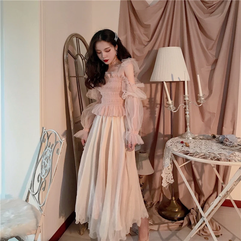 Женская летняя блузка с рукавами фонариками и вырезом лодочкой Базовая рубашка