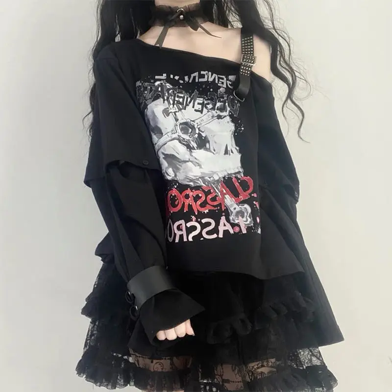 

Anime Emo Y2k T-shirt Women Goth Harajuku Black Vintage Tops Skull Print Gothic Tee Shirt Summer 2021 Japan Streetwear Clothes