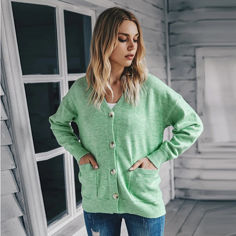 Женский однотонный вязаный свитер кардиган с V образным вырезом и длинным