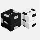 Черно-белая детская декомпрессионная игрушка, волшебный куб бесконечности, квадратные головоломки, игрушки для снятия стресса, ручная игра, лабиринт с четырьмя углами, игрушки
