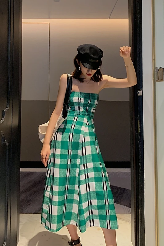 Винтажное клетчатое женское платье без бретелек рукавов в стиле ретро летнее