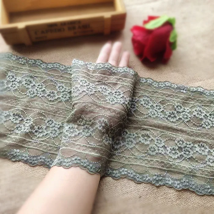 17 см в ширину и светильник армейский зеленый растягивающийся толстый кружевной