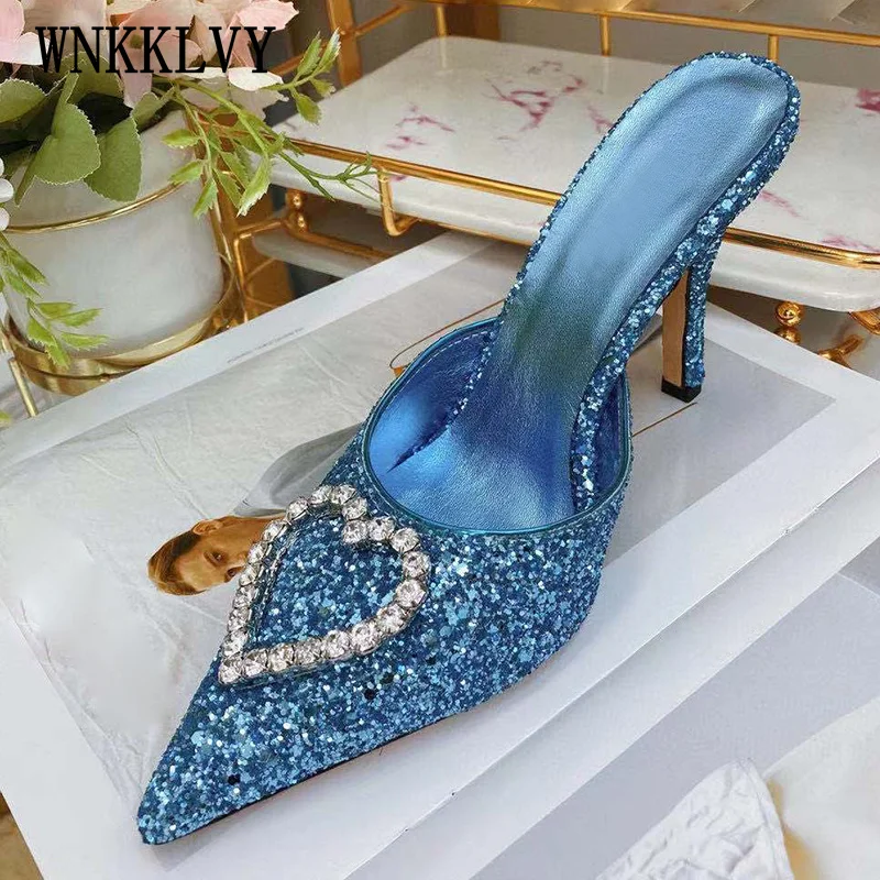

Woman pointed toe high heels summer rhinestone buckled heart decor dress shoes praty banquet sandals 2021 glittery slippers