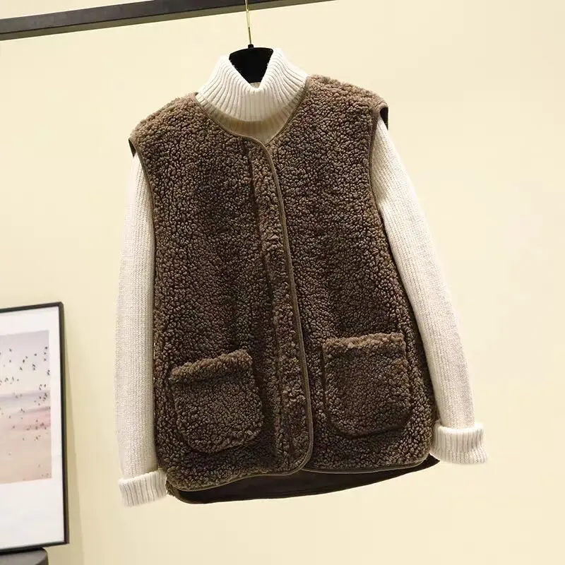 

Lamb Feather 2021 New Autumn And Winter Skin Homes, Horses, Slopes, Short, Versatile, Vest Jacket