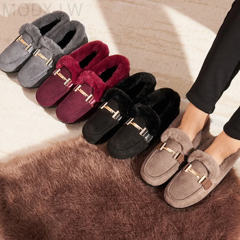 

Winter women's slippers, comfortable and warm, household thick-soled non-slip suede woolen metal buttons, women's cotton shoes