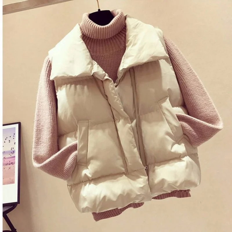 Женский короткий жилет с капюшоном и хлопковой подкладкой без рукавов | Женская