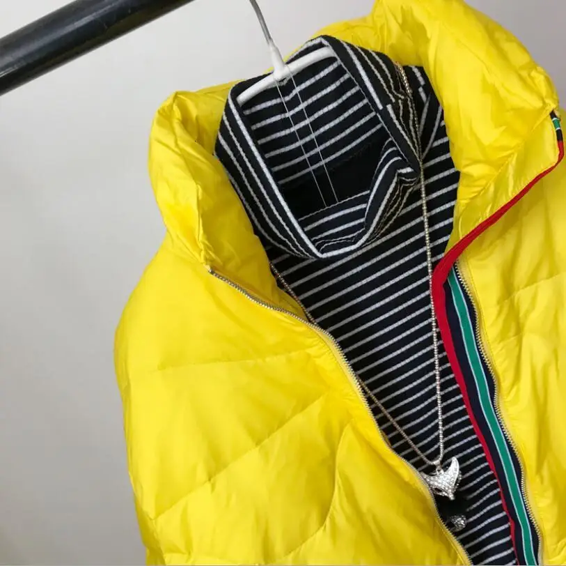 2019 светильник белый утиный пух женский короткий пуховик свободный тонкий