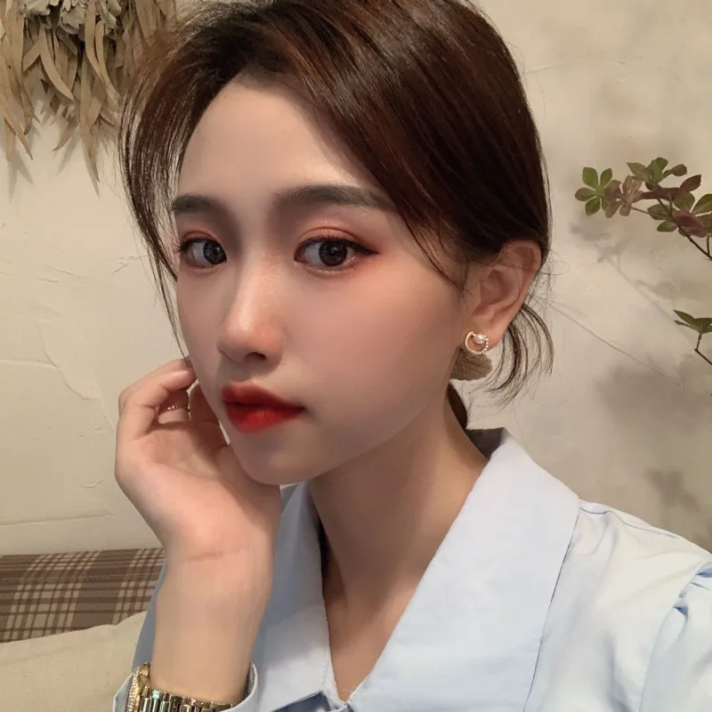 

South Korea new-style restoring ancient ways geometry is irregular small pearl ear nail the earring of temperamental vogue woman