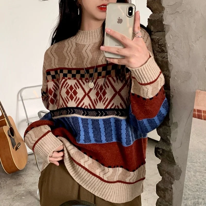 Пуловер женский трикотажный контрастного цвета в стиле ретро | Женская одежда