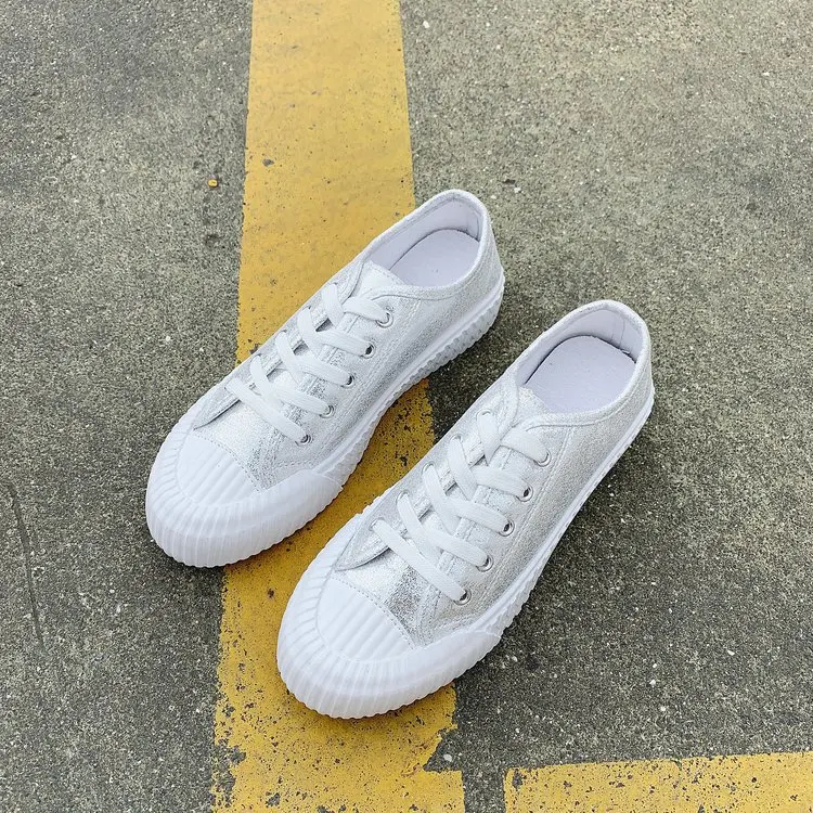 Женская повседневная обувь на плоской подошве белая кожаная удобная для