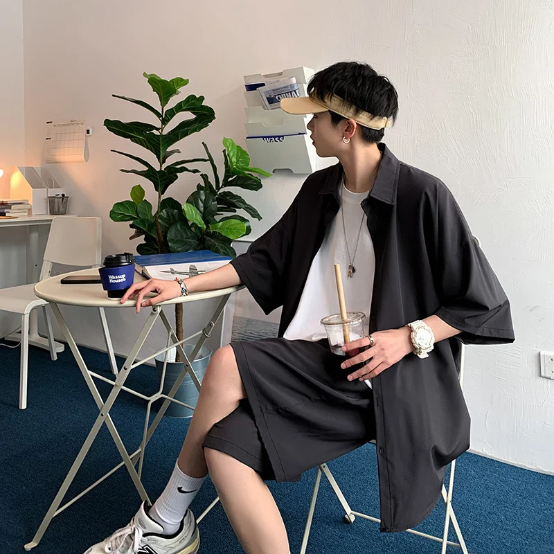 Костюм мужской летний из тонкой рубашки и шортов с коротким рукавом|Мужские