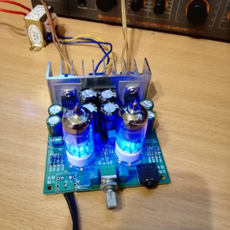 Усилитель на лампе HIFI 6J1 для наушников с платой мощности LM1875T, предусилителем на 30 Вт и баффером в комплекте для самостоятельной сборки.