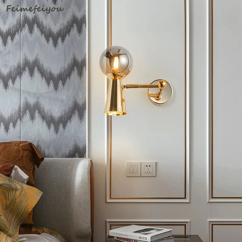 

Скандинавский постмодерн, роскошный золотой светильник для спальни, коридора, креативный фон из кованого железа, настенный светильник для ...