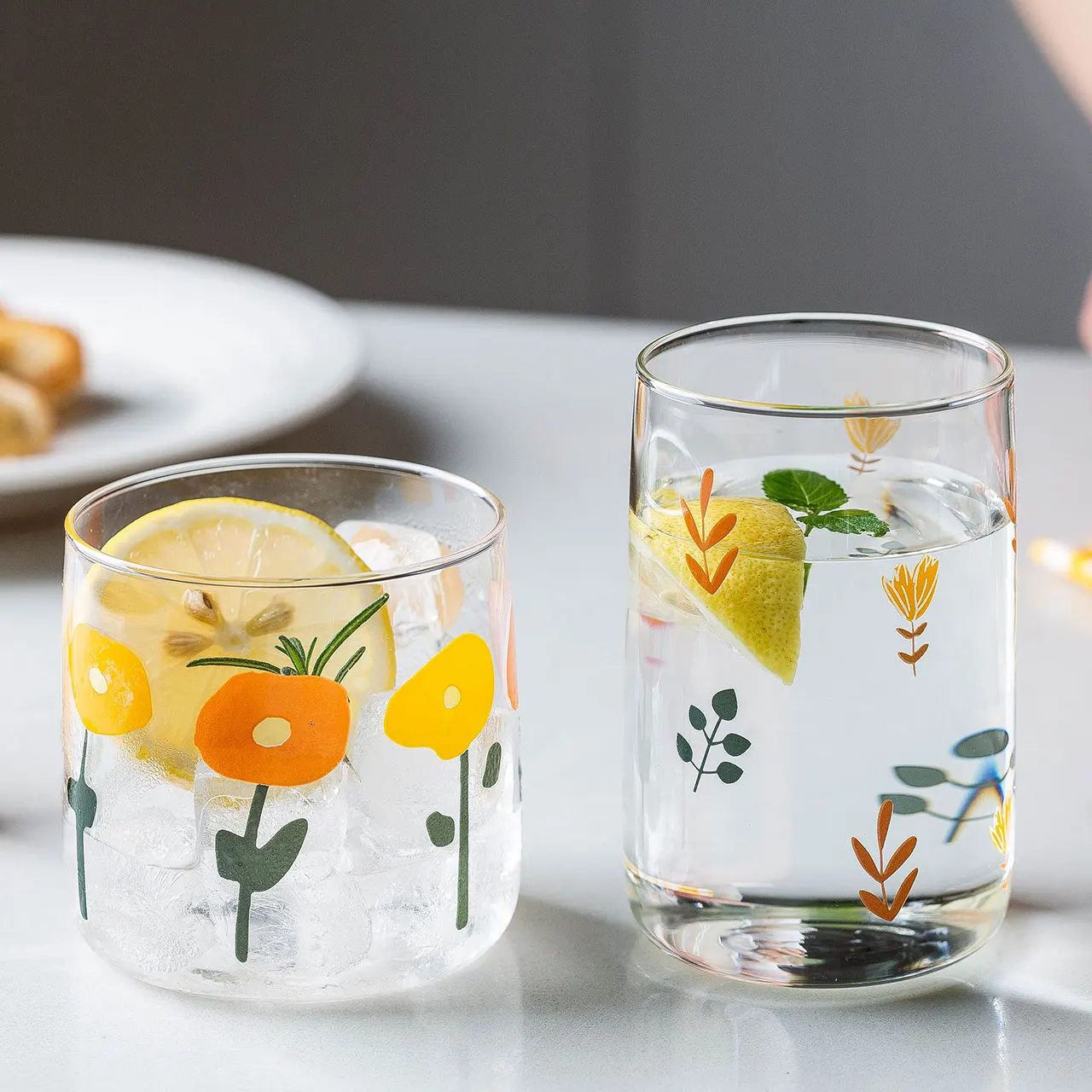 

MDZF SWEETHOME 350ml Flower Glass Breakfast Milk Juice Cup Transparent Water Cup Home Party Drinking Cups