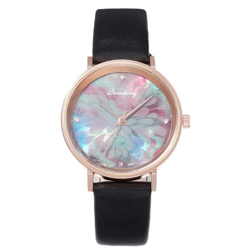 

2020 New Women Fashion Watches Peacock feather PU Leather Band Watches Quartz Casual WristWatches Watch Ladies Dress Wrist Watch