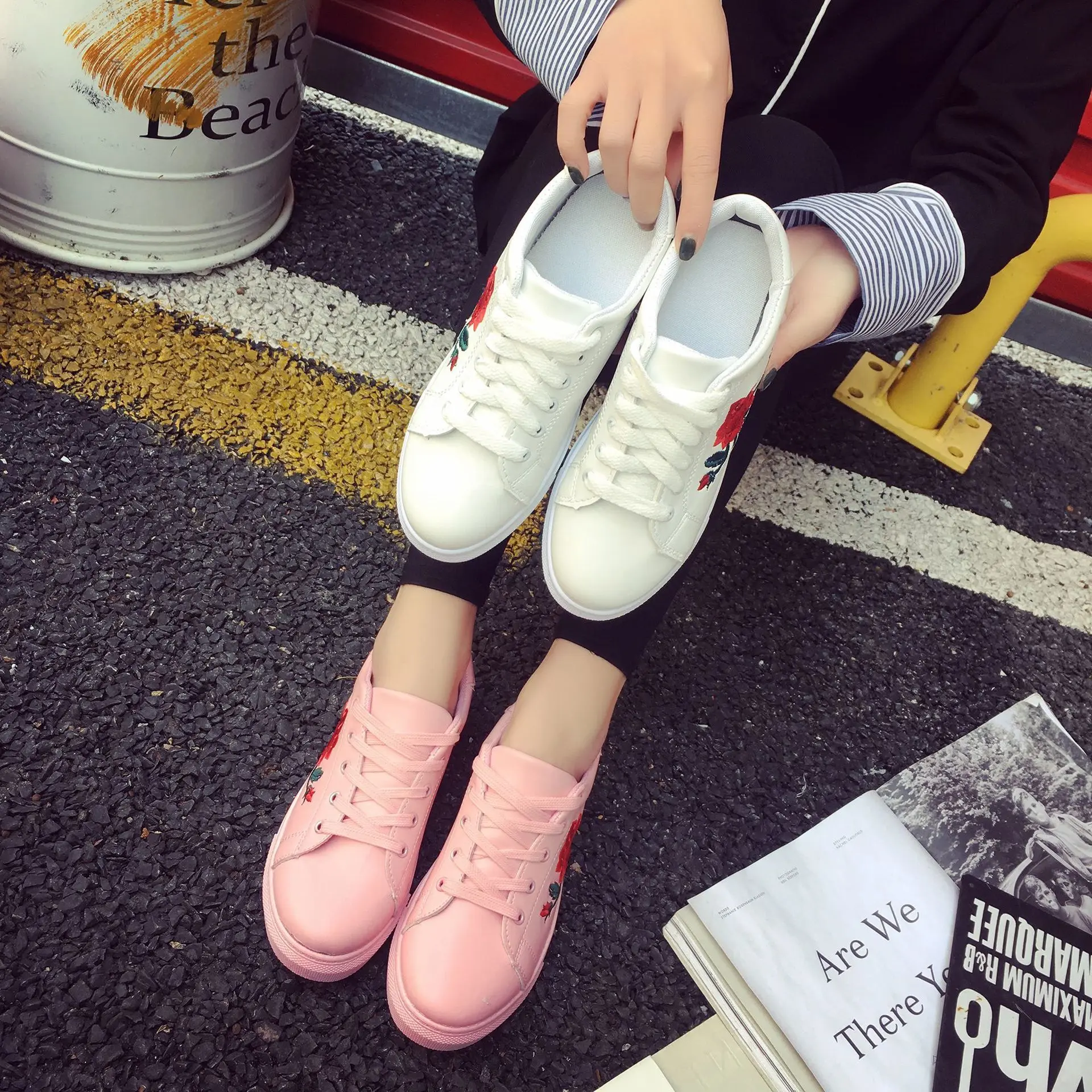 Лидер продаж сезон весна женская обувь белые кроссовки дышащая на плоской