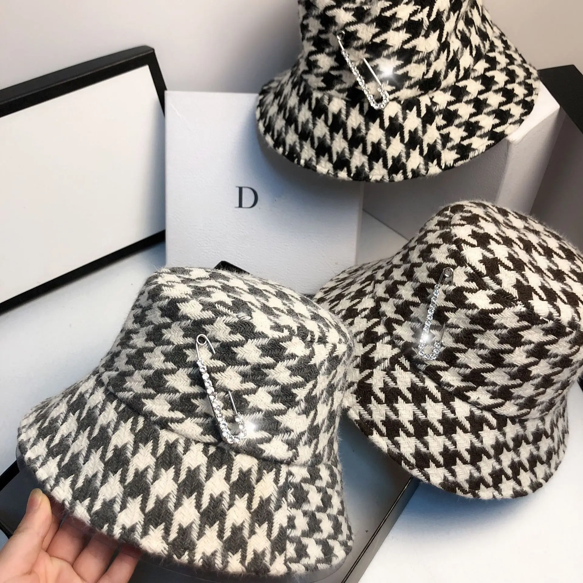 Autumn and Winter Double Layer Tweed Fisherman's Hat Bucket Hats for Women Korean Thousand Bird Lattice Water Drill Pin Sun Hat
