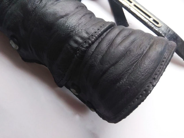 Игрушки 4-я модель скрытый клинок рукав меч Реплика игрушки Эдвард Кенуэй СКРЫТОЕ