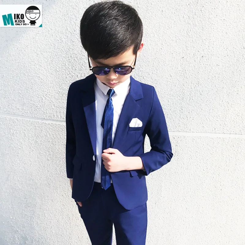 Детский маленький костюм на весну и осень комплект из двух предметов пиджак +