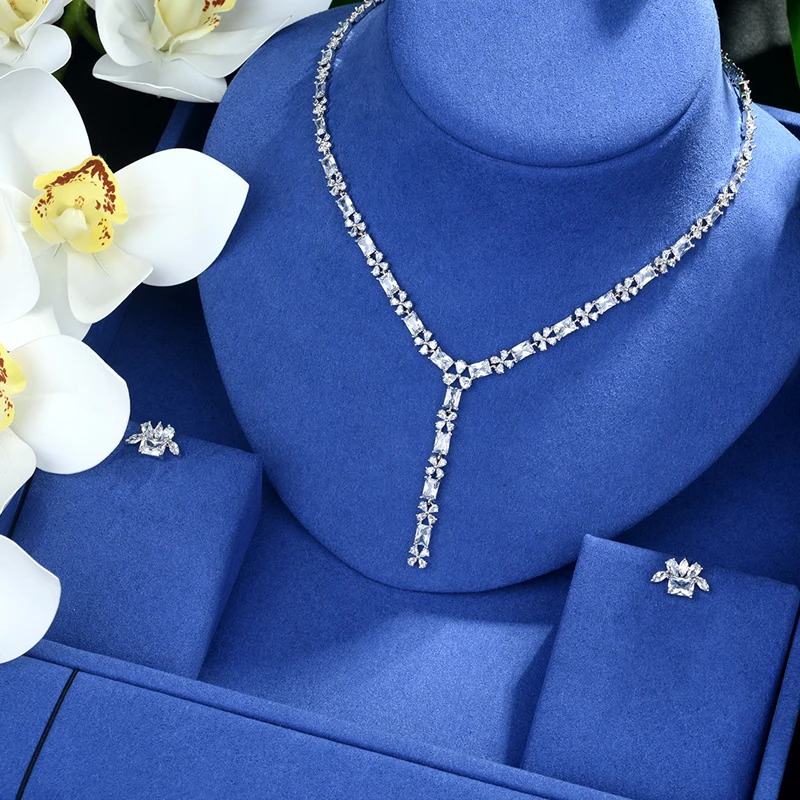 Женский комплект из колье и серёг с фианитом | Украшения аксессуары