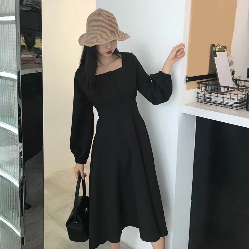 Осеннее платье средней длины Утягивающее талию и тонкое красное с длинными