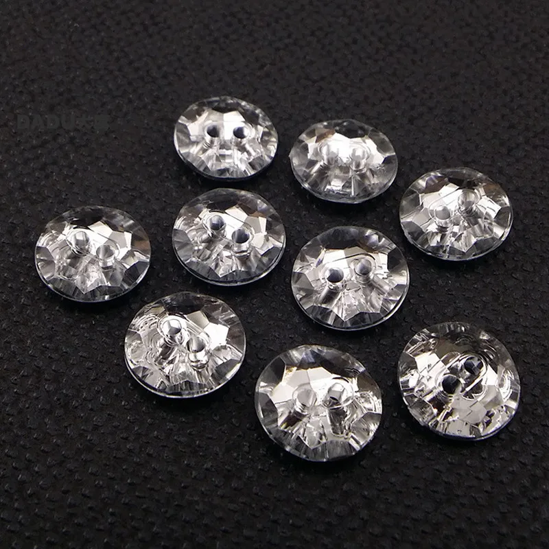 

18/20mm Clear White acrylic Buttons Sewing Rhinestones Round Acrylic Button Sew On Strass Crystals Point Stones for Clothing