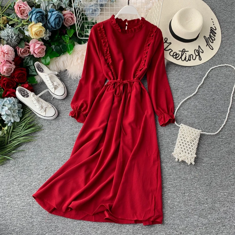 Платье-миди женское однотонное с оборками воротником-стойкой и длинным рукавом |