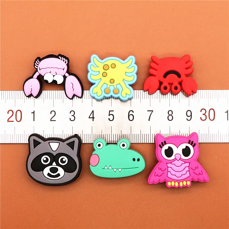 Single Sale 1pc Pets Series PVC Shoe Charms Cute Dog/Fish/Owl Shoe Accessories Shoe Buckle Decorations Fit Croc JIBZ Kid's X-mas