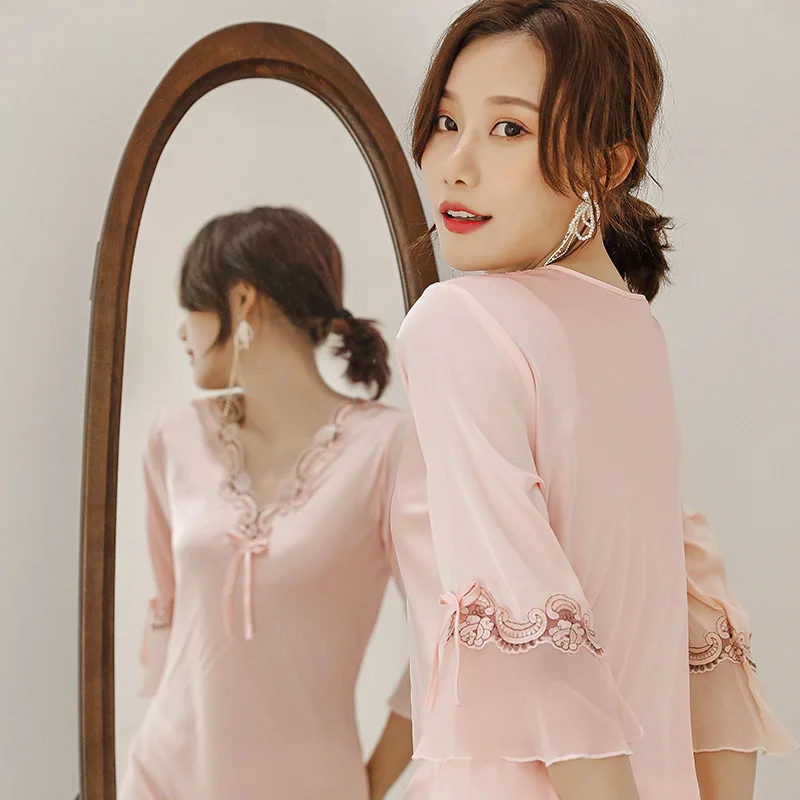 

Sexy Nightdress V-neck Lace Sleepwear Women Lingerie Silk Satin nightie Nightgown Sleeveless Sling Nightwear Home Dress