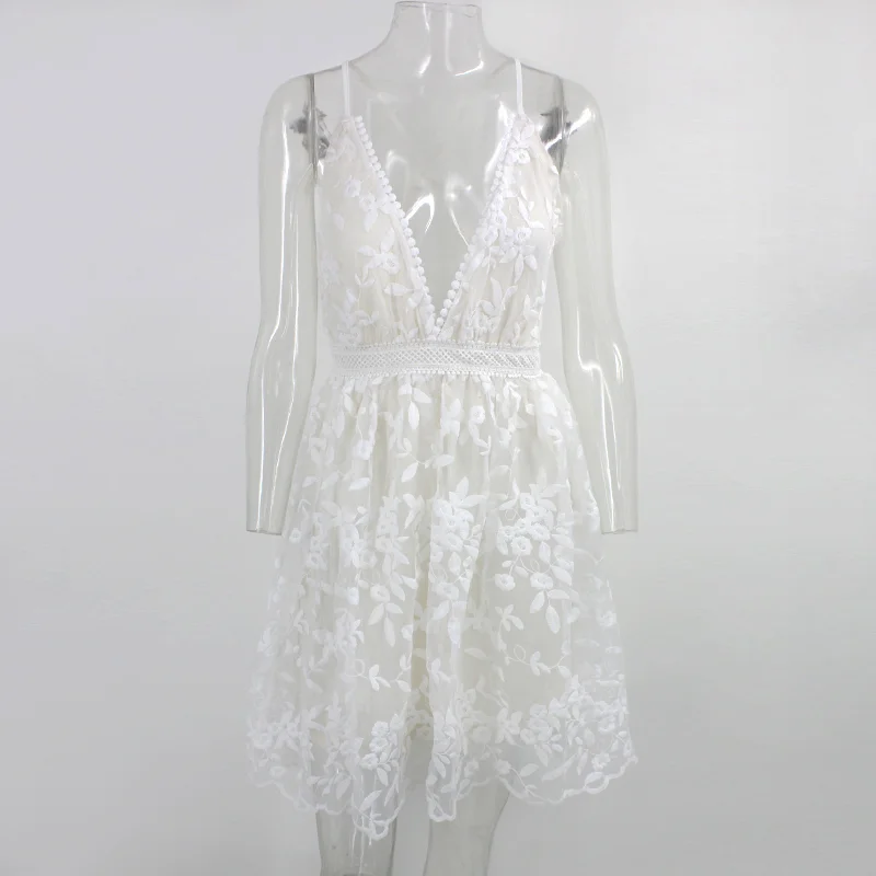 Женское ТРАПЕЦИЕВИДНОЕ ПЛАТЬЕ С кружевной оборкой Justchicc с v образным вырезом на