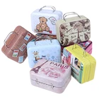 Модный металлический мини-чемодан для кукол, миниатюрные игрушки, багажник, украшение для кукольного домика, милый маленький клатч, коробка для ювелирных изделий, сумка для куклы