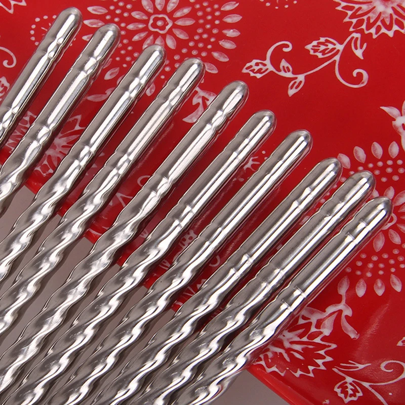 

2018 New Fashion Chinese ChopSticks 3 Types Round/square/spiral Stainless Steel Chopsticks 5 Pairs High Quality 22.5*10.5cm