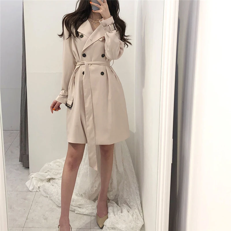 Весенне-осенний Женский Тренч средней длины трапециевидной формы с поясом цвета