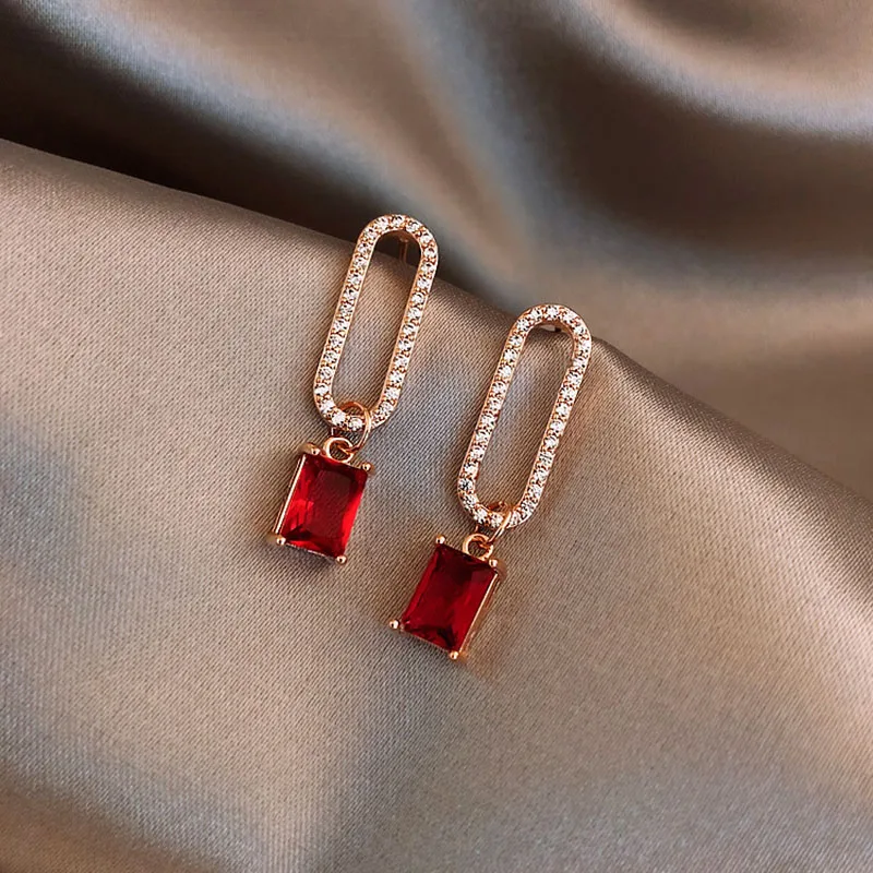 

USTAR New Red Crystal Drop Earrings for Women Girls Full Rhinestone Geometric Dangle Earring Fashion Wedding Jewelry Gifts