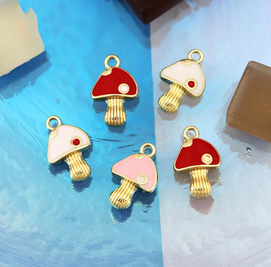 

Enamel Mushroom Charm DIY Jewelry Drop Oil Alloy Pendant For Making Earrings keychain Bracelet Accessories
