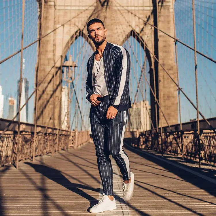 

Sportswear & Accessories
