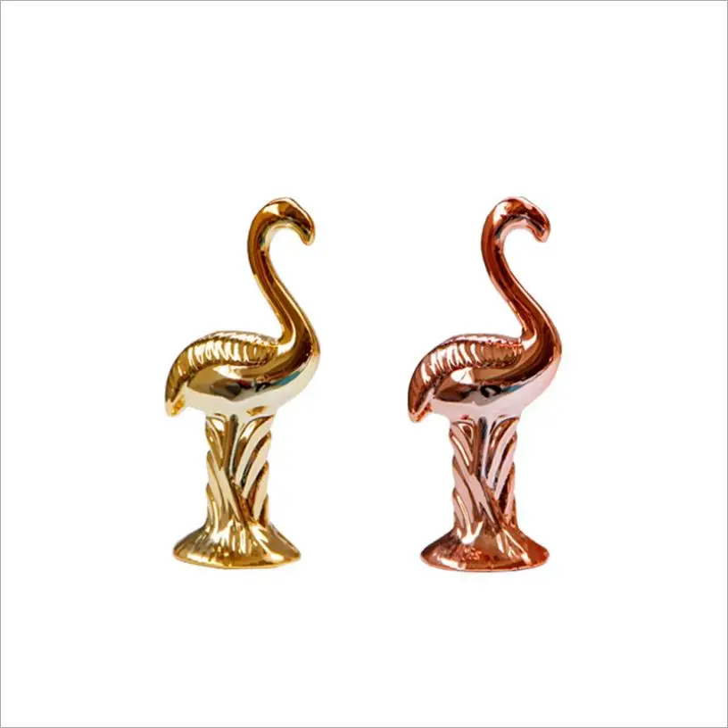 

New creative European style small ornaments cute desktop ornaments ins Nordic style flamingo decoration ornaments
