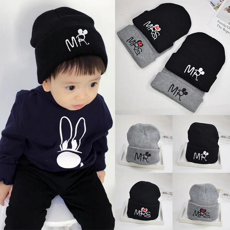 Новинка 2021, зимняя теплая вязаная модная Милая шапка для мальчиков и девочек с вышивкой и надписью