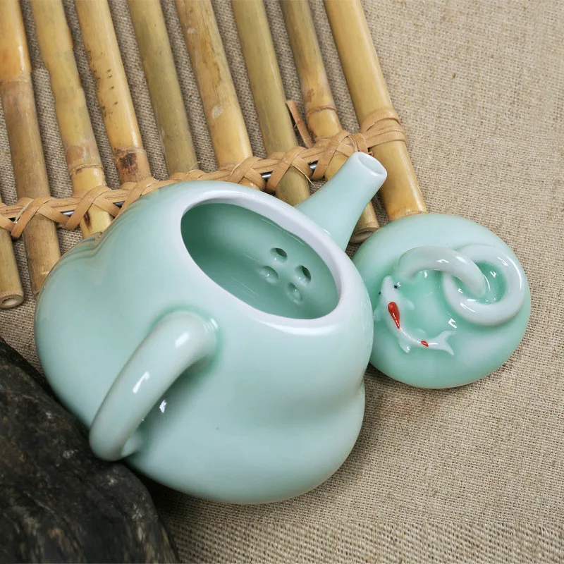 180ml Creative Longquan Celadon China Teapot Small Fish Embossed Carp Teapots Ceremony Ceramic Kung Fu Tea Set Gift Wholesale | Дом и сад