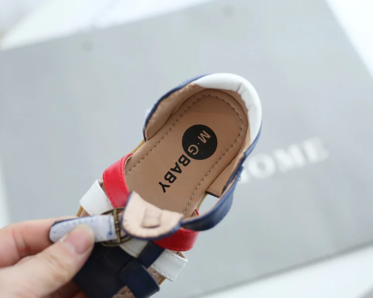 Zapatos transpirables antipatadas para ni&ntilde;as, sandalias informales de estilo occidental, zapatos de playa de suela suave de Color s&oacute;lido, novedad de verano 2022-4