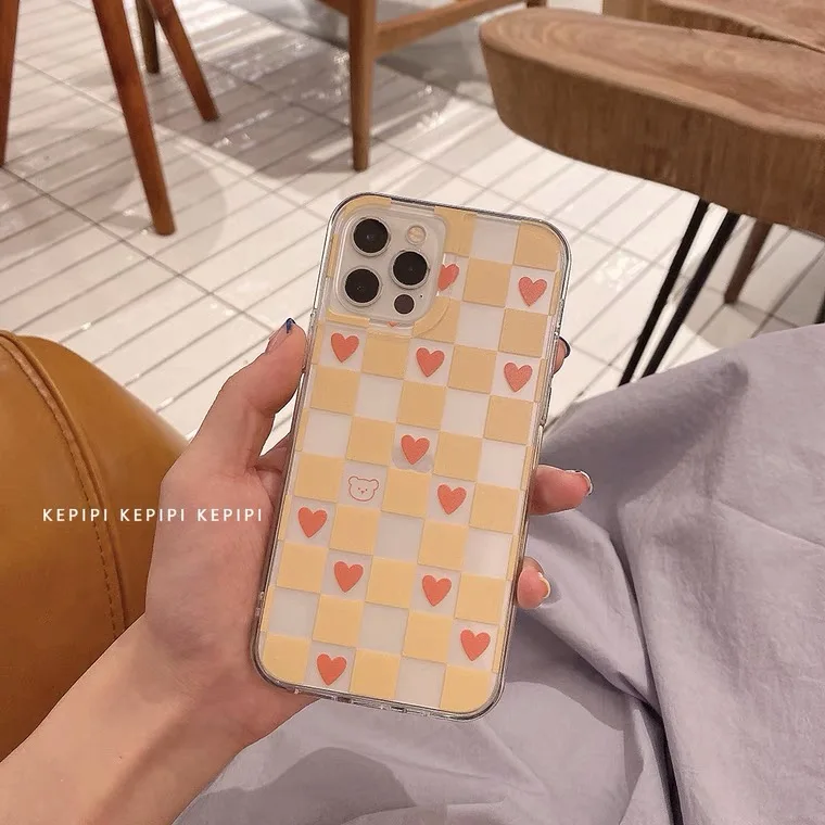 

Yellow Grid Heart Shap Little Bear Phone Case For iPhone 11 12 Pro Max X XR XS MAX 7 8 Plus 12mini Protect Soft Back Cover Funda