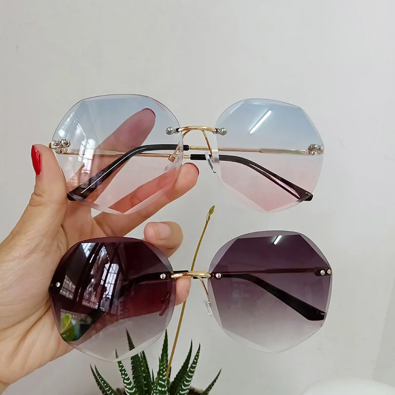 

DJXFZLO Rimless Women's Sunglasses Design Fashion Lady Sun glasses Vintage Alloy Classic Designer Shades UV400 Eyewear