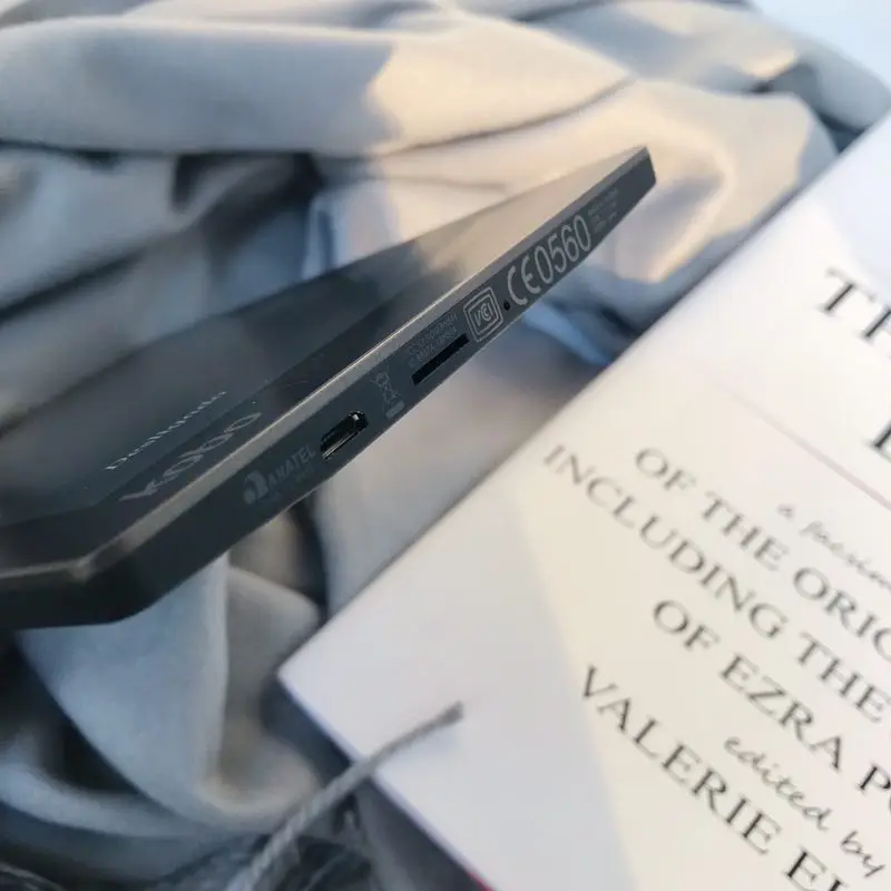 E-book читалка Kobo Aura ebook reader e-ink 6 дюймов разрешением 1024x758 N514 с встроенной передней подсветкой, WiFi и памятью 4 ГБ.