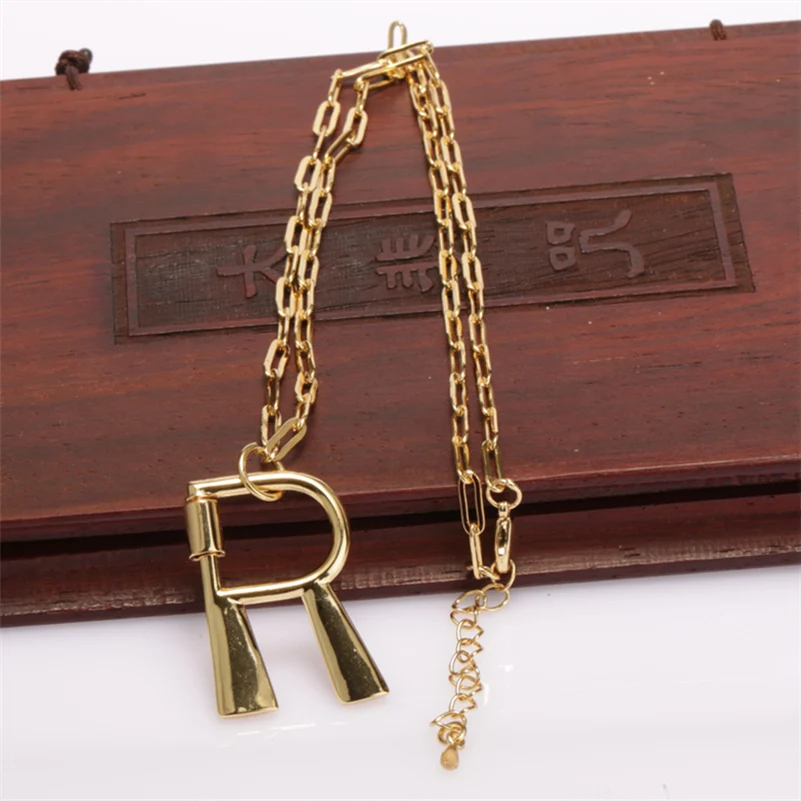 Женское колье Hyperbole Массивное чокер из змеиной цепочки с буквами 26