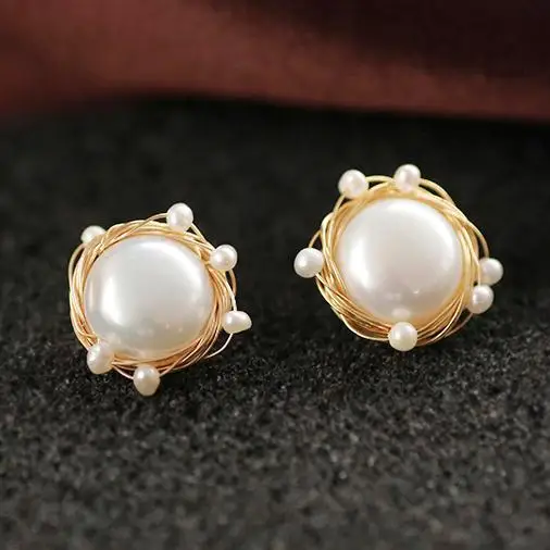 

Natural Freshwater Pearl Stud Earrings Earrings For Women Jewelry Gift Wedding Party Anniversary 9-10mm Pearls